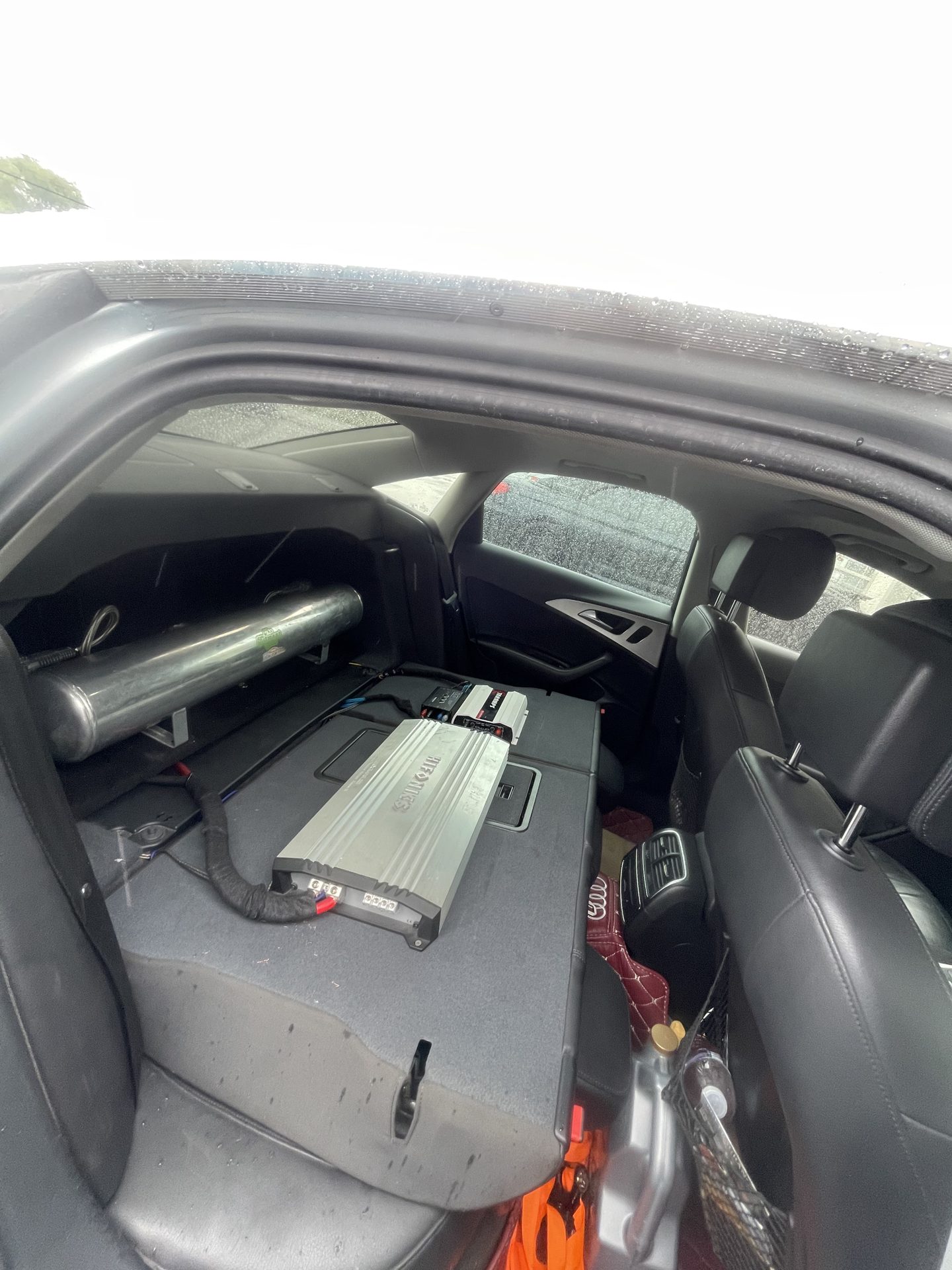 Trunk amp rack — clean power, hidden wiring